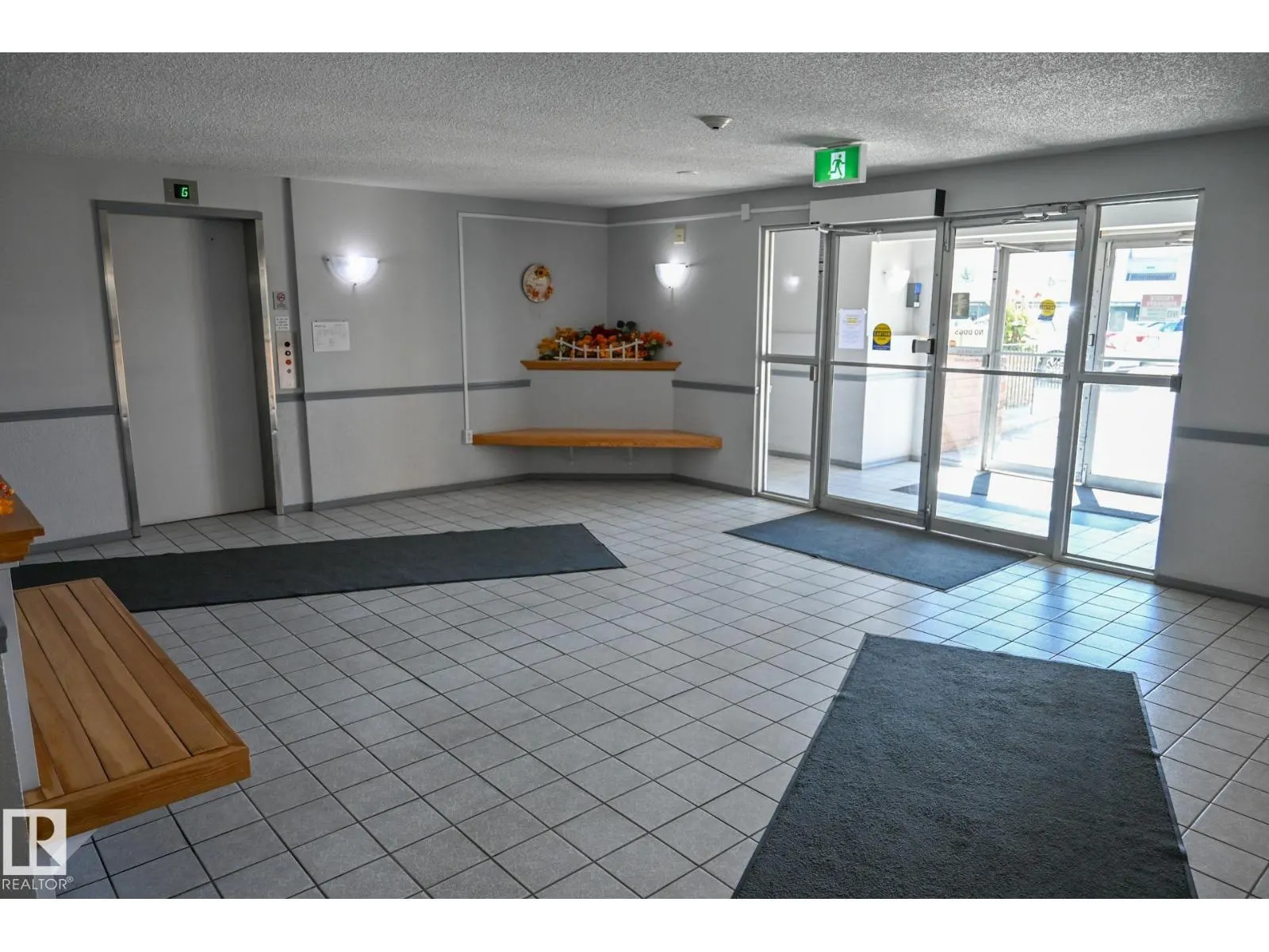 #429 9620 174 ST NW