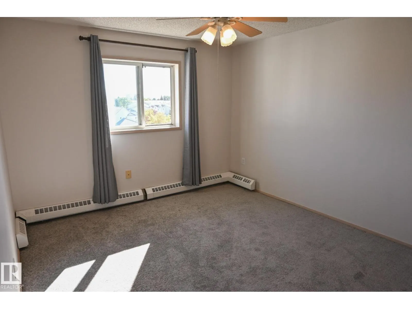 #429 9620 174 ST NW