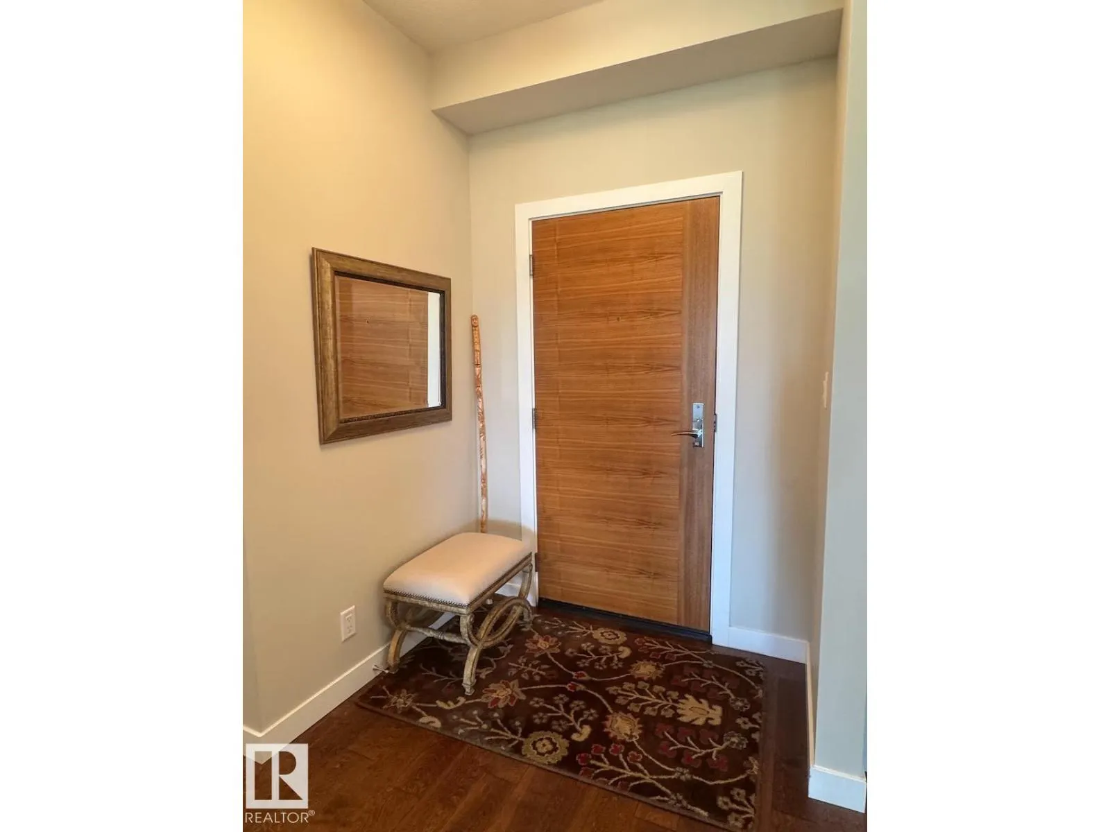 #404 625 LEGER WY NW