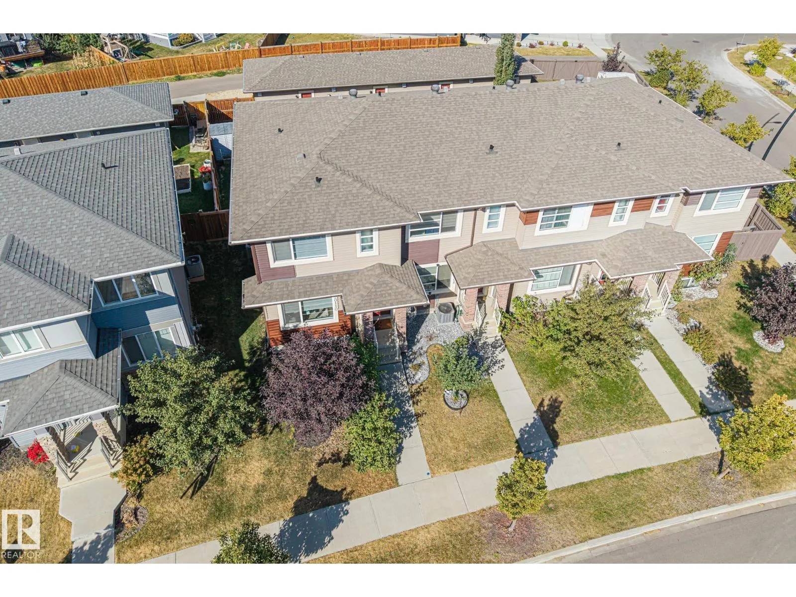 20110 27 AV NW