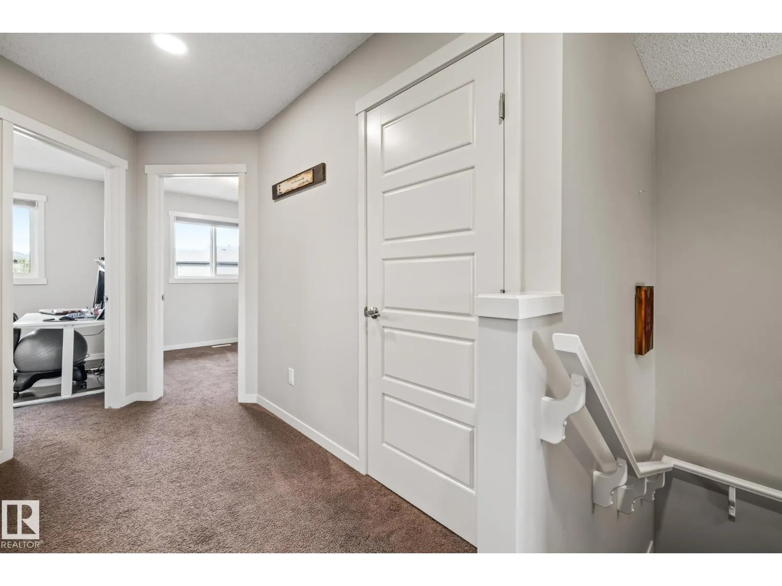 20110 27 AV NW