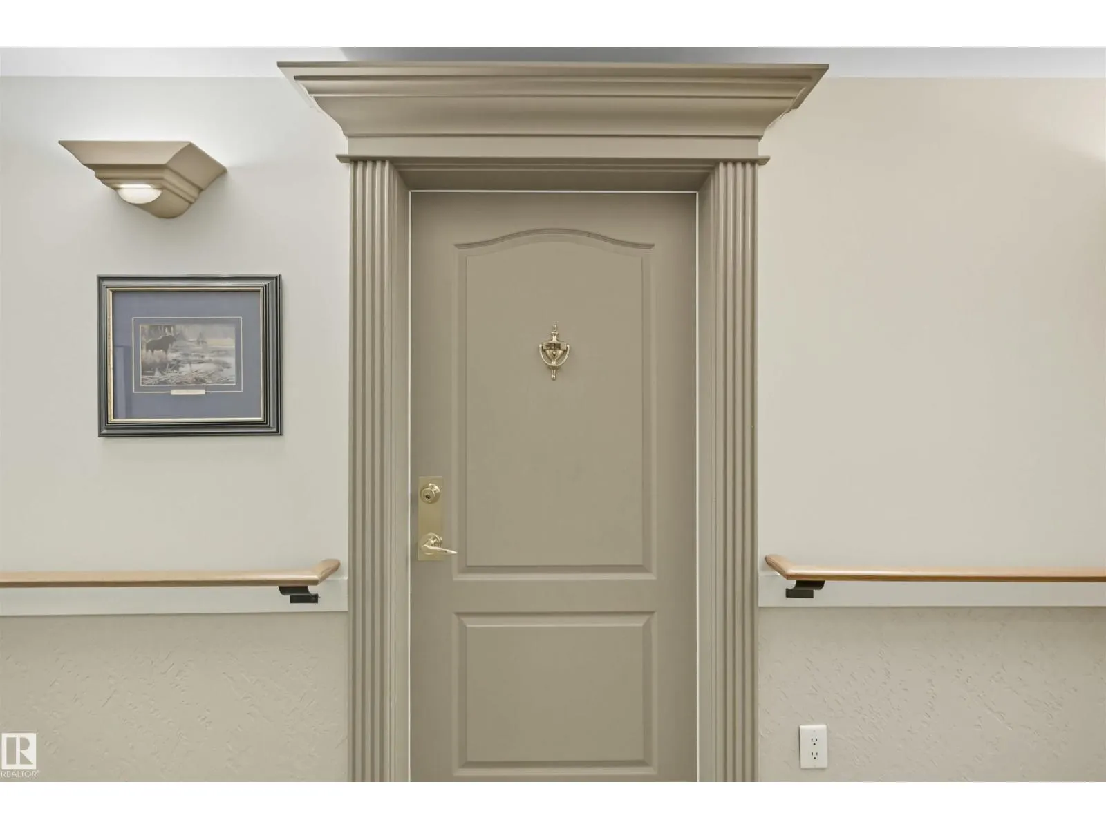 #414 8942 156 ST NW