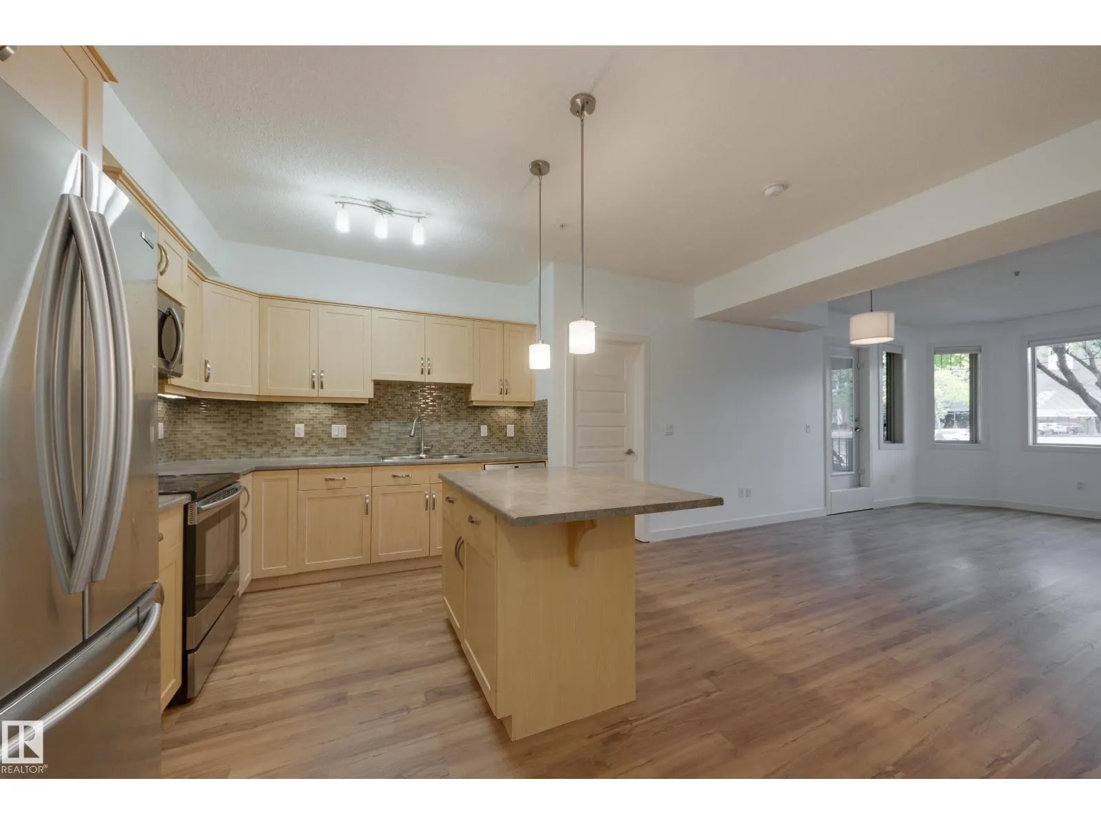 #103 8730 82 AV NW