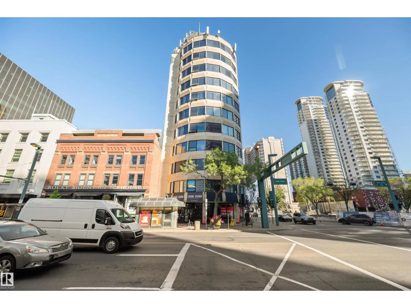 #601 10106 105 ST NW