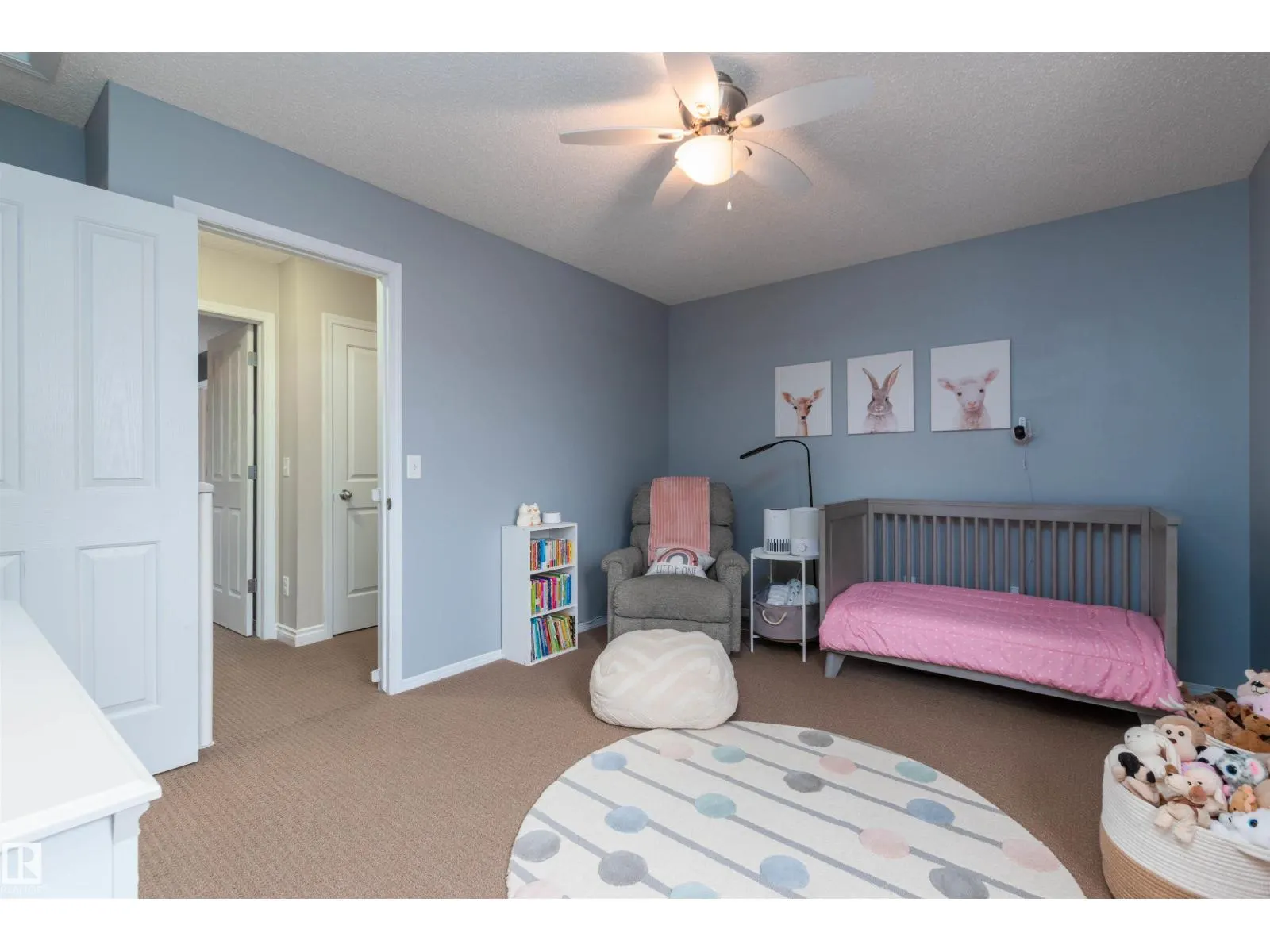 5624 202 ST NW
