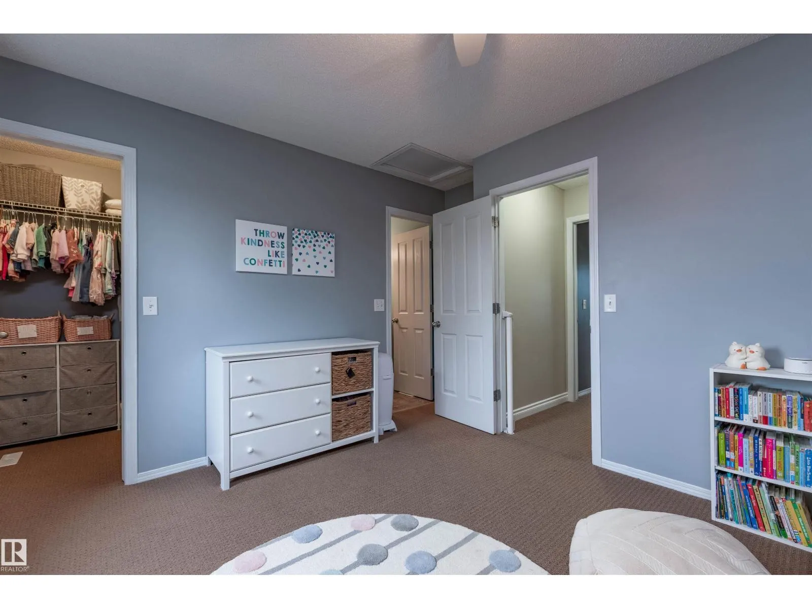 5624 202 ST NW
