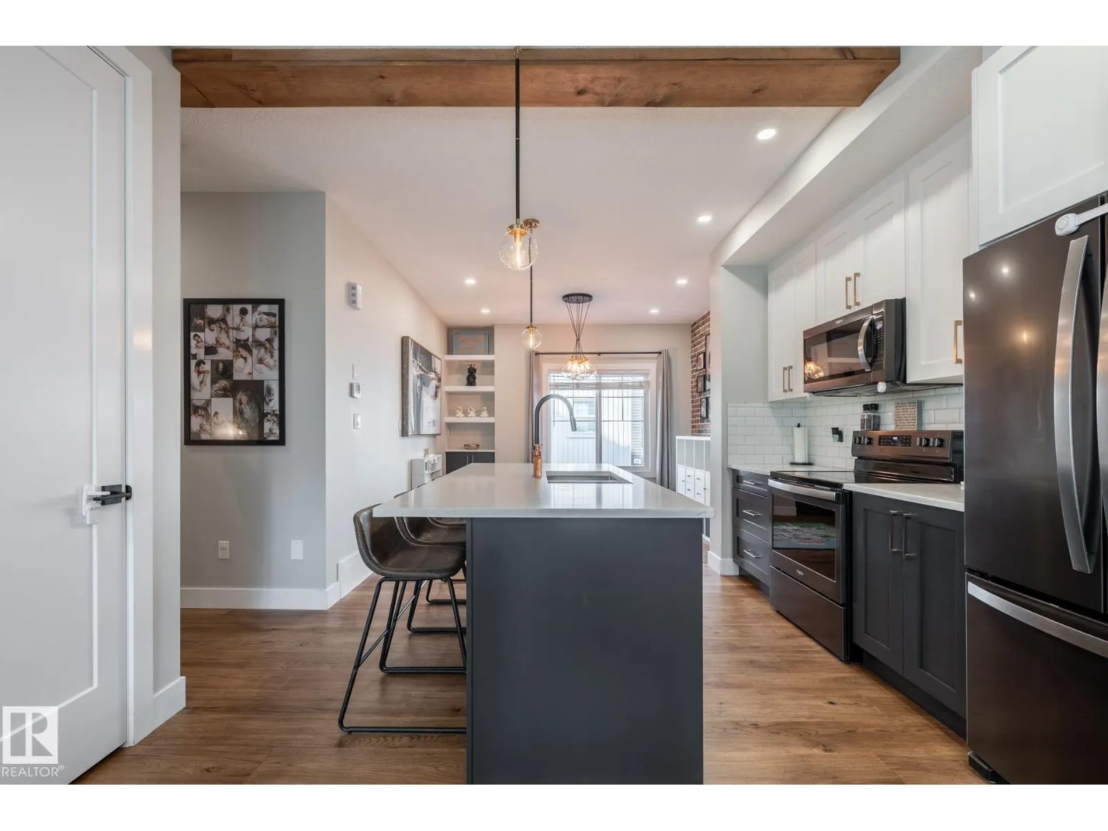 #30 230 Edgemont RD NW