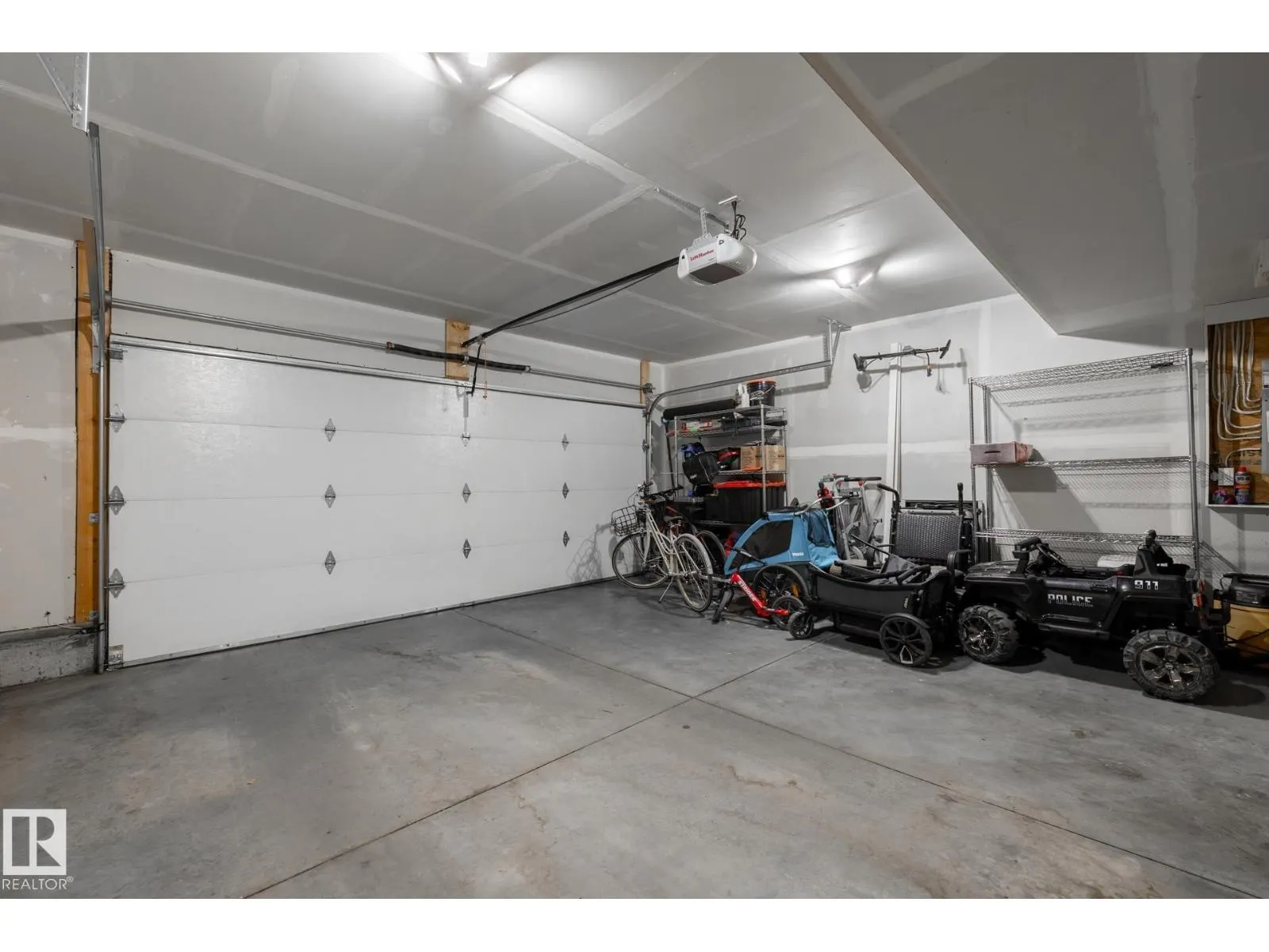 #30 230 Edgemont RD NW