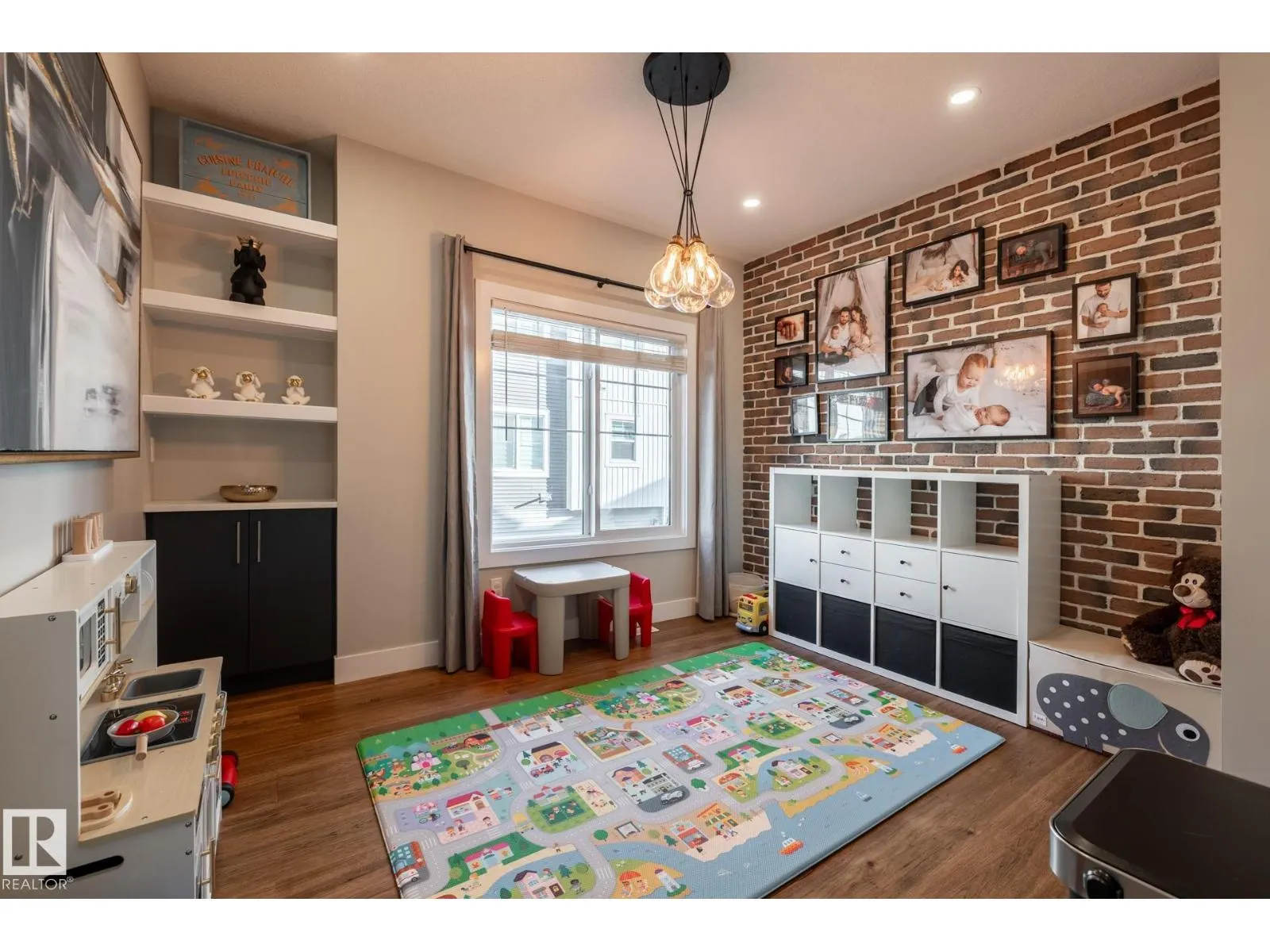 #30 230 Edgemont RD NW