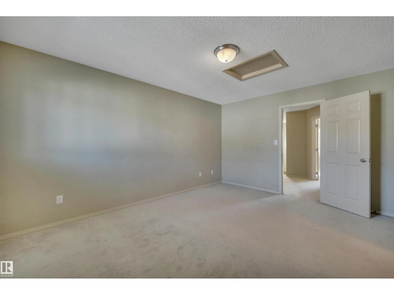 #72 14603 MILLER BV NW