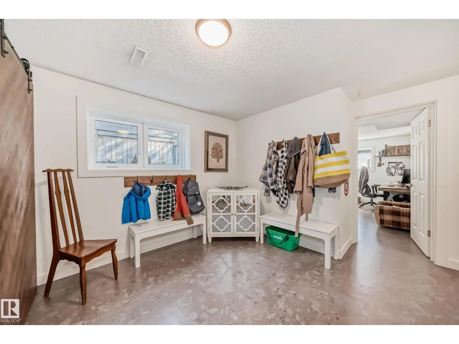 118 LANGHOLM DR