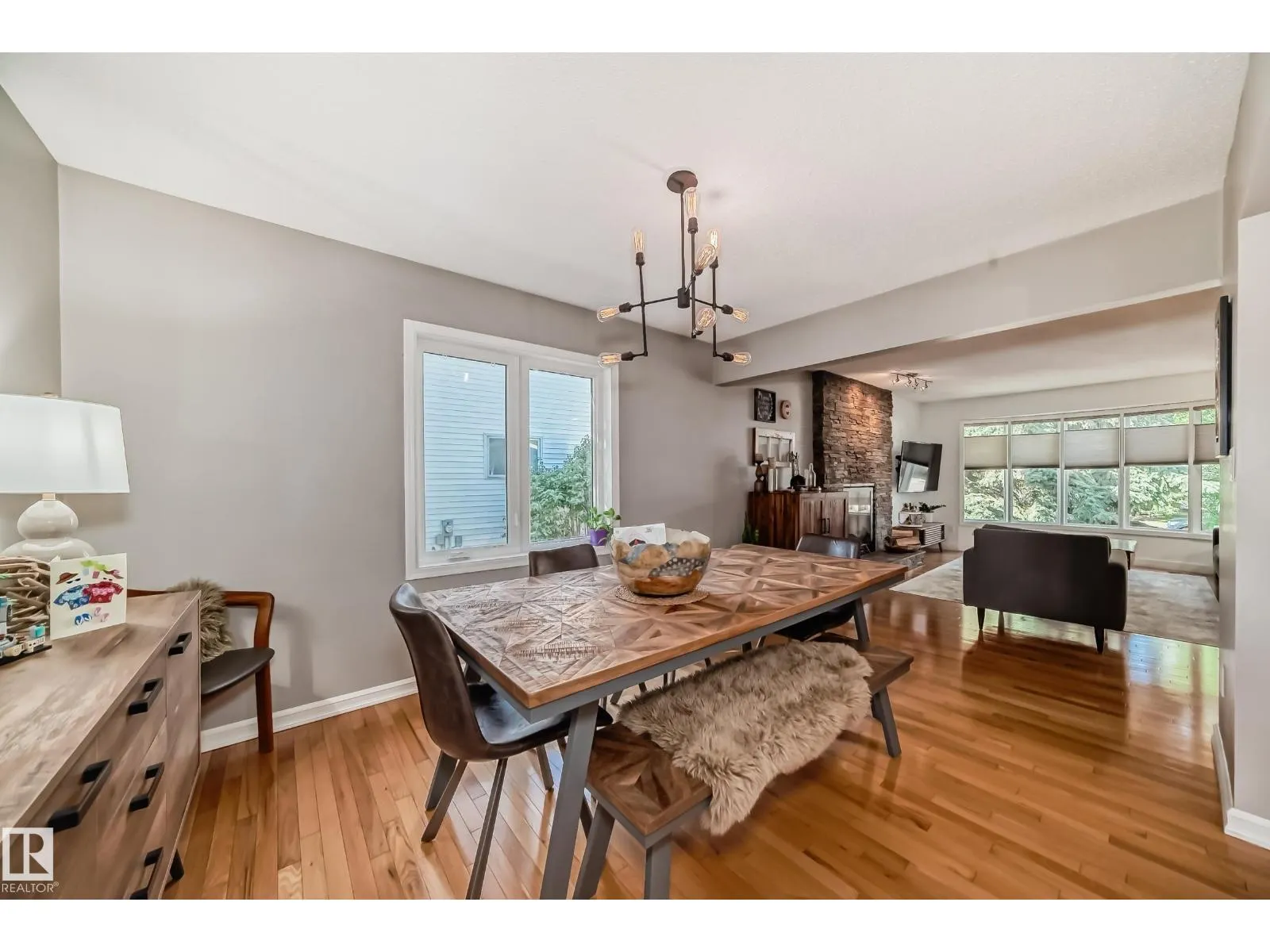 118 LANGHOLM DR