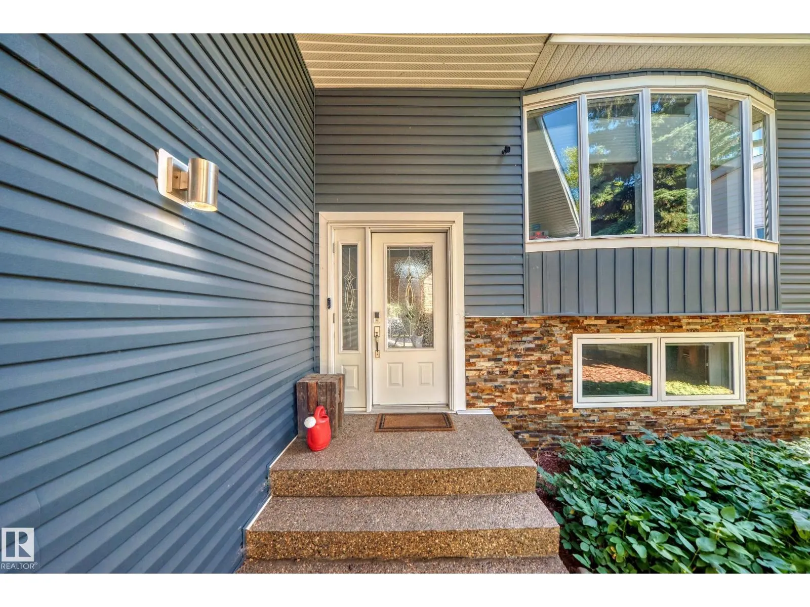 118 LANGHOLM DR