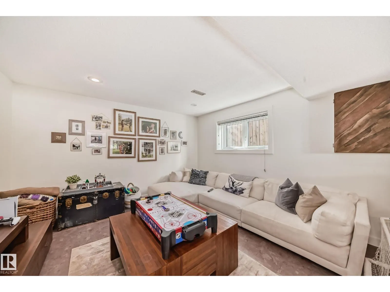 118 LANGHOLM DR