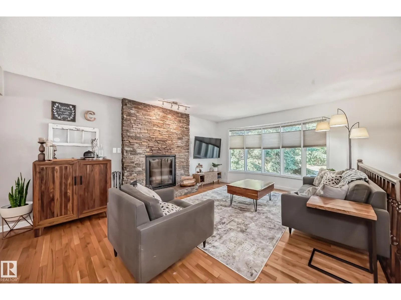 118 LANGHOLM DR