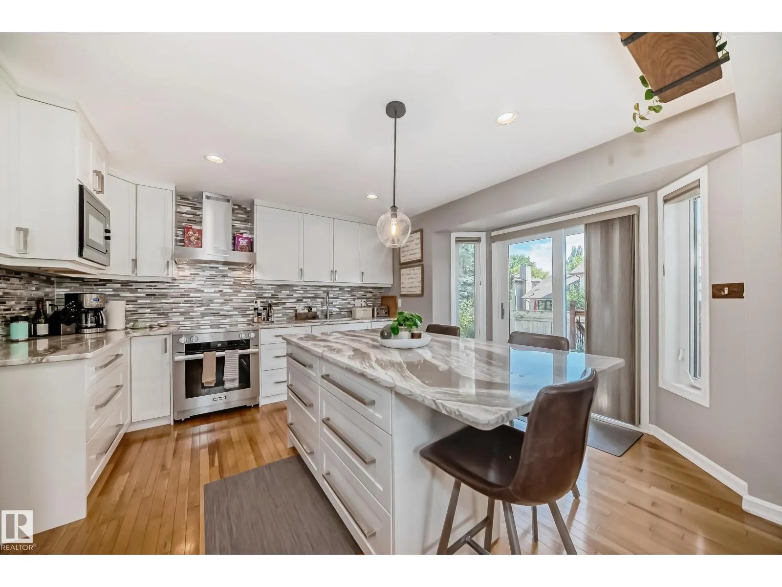 118 LANGHOLM DR