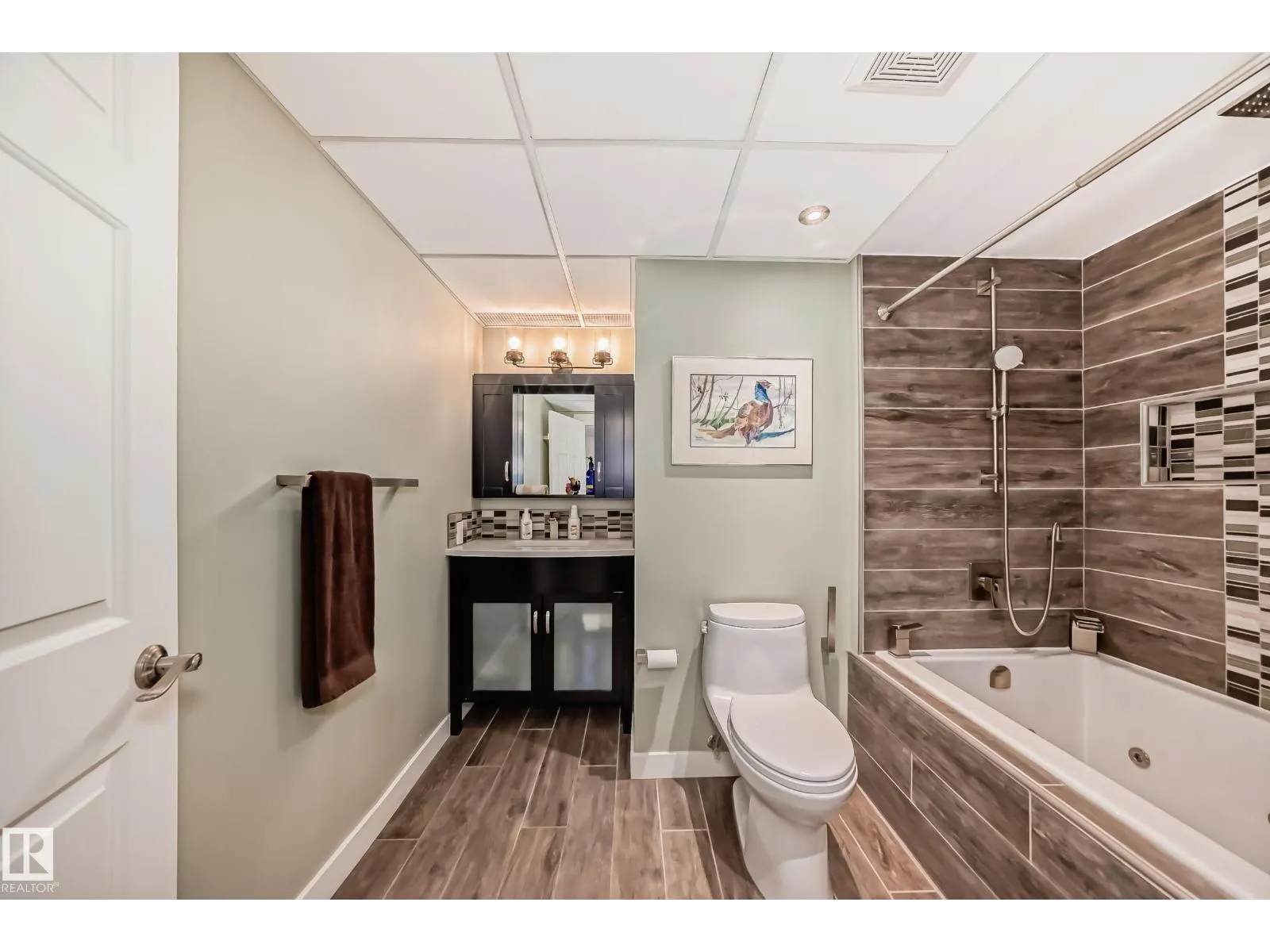 118 LANGHOLM DR