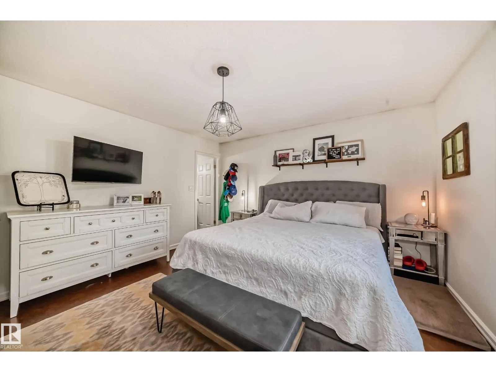 118 LANGHOLM DR