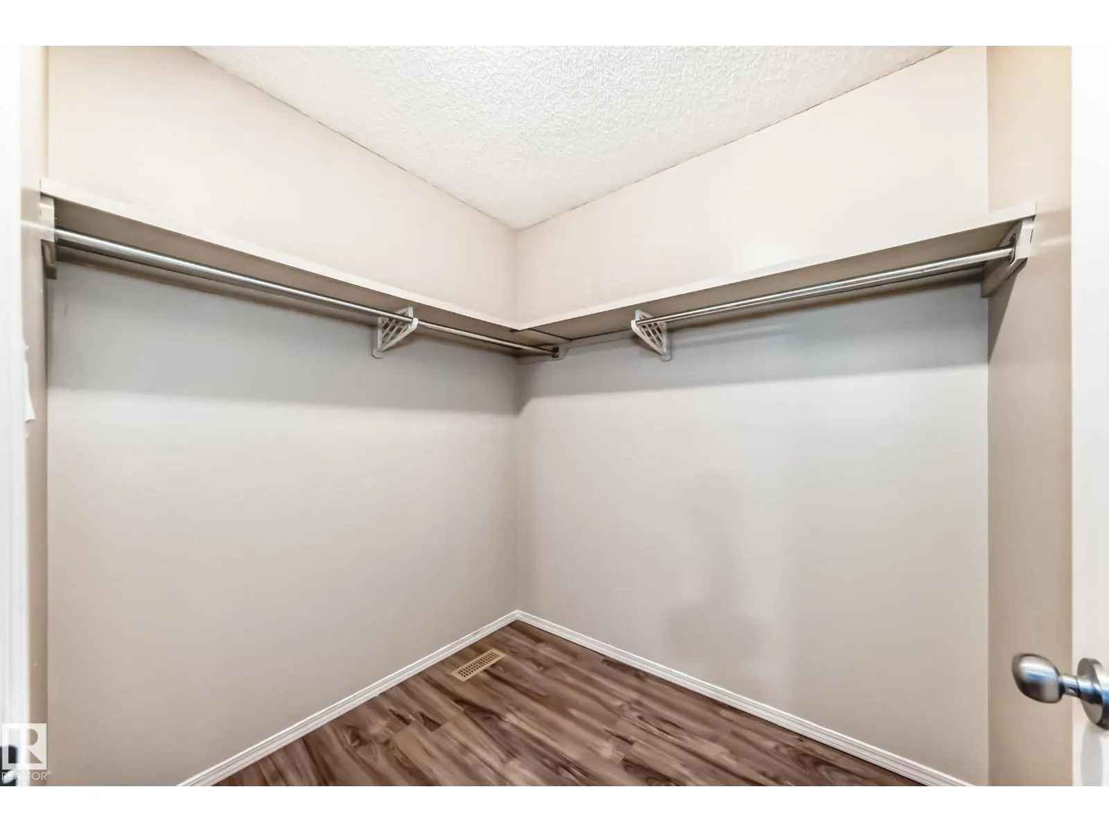 #34 2021 GRANTHAM CT NW