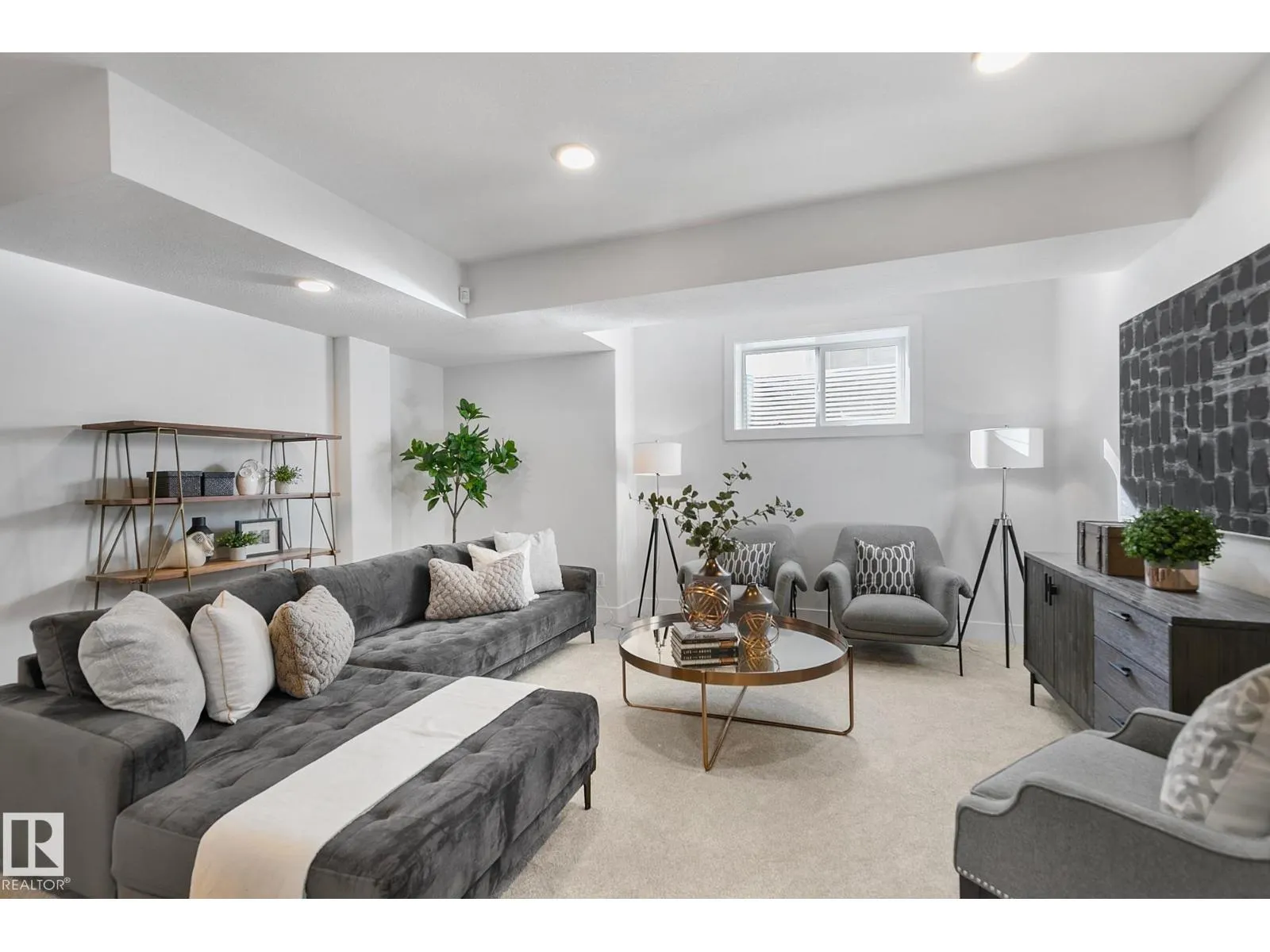 14717 88 AV NW