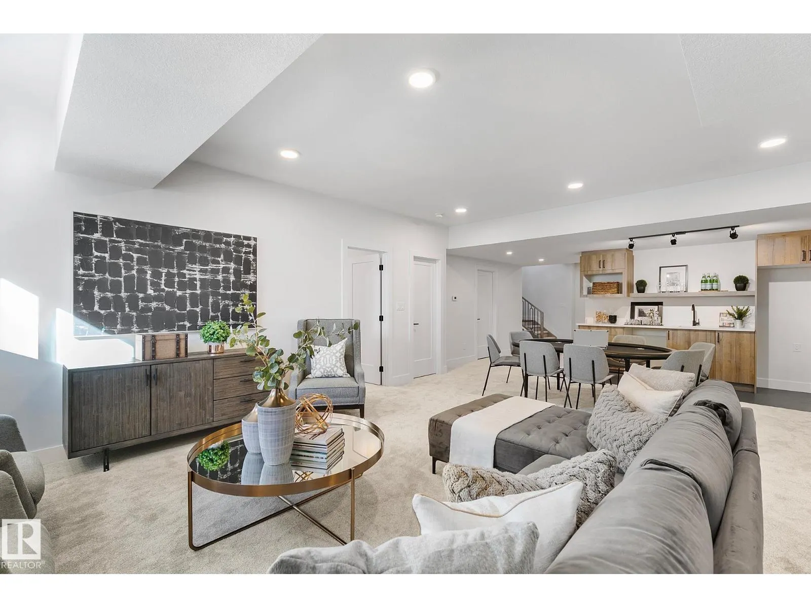 14717 88 AV NW