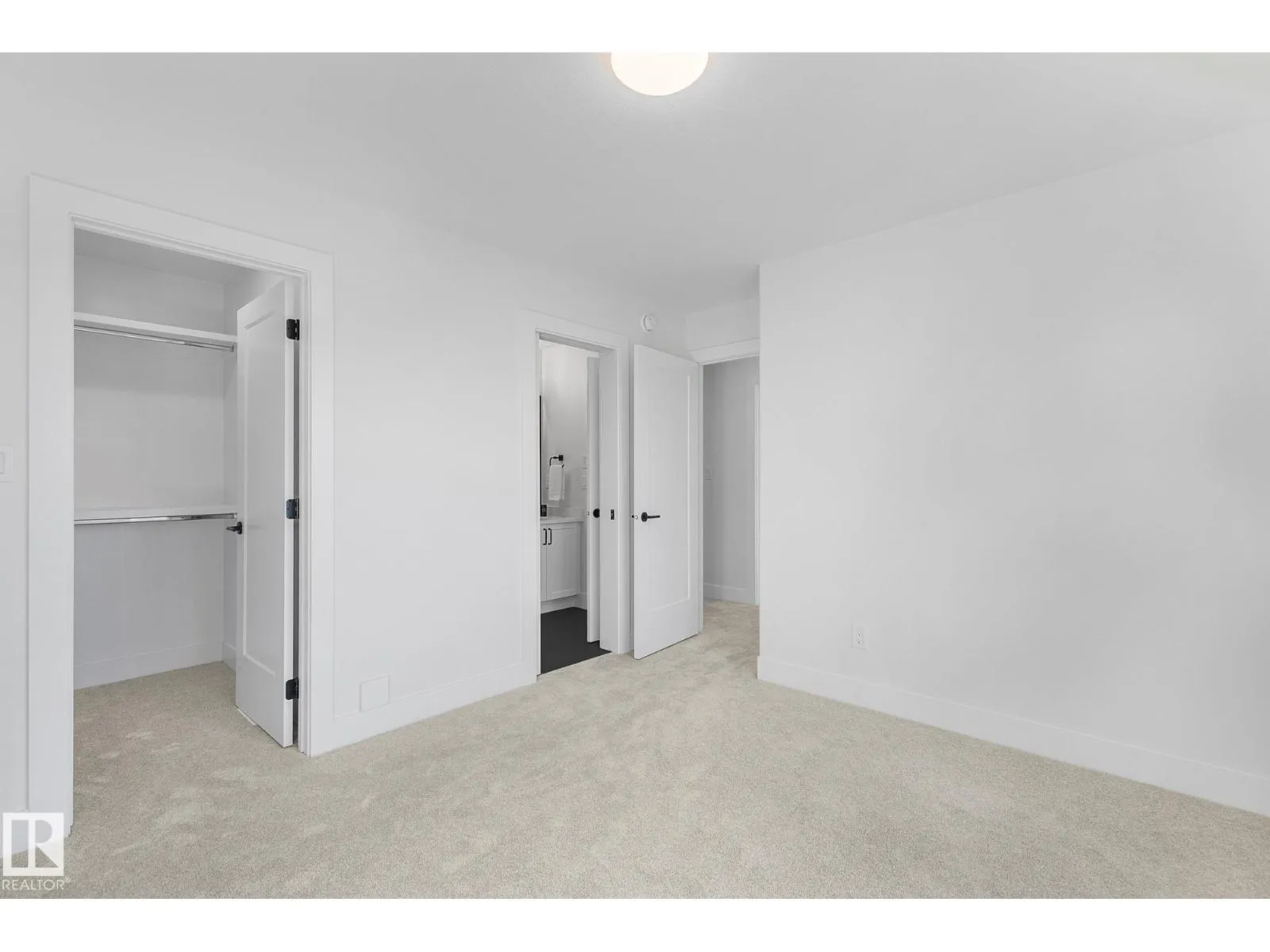 14717 88 AV NW