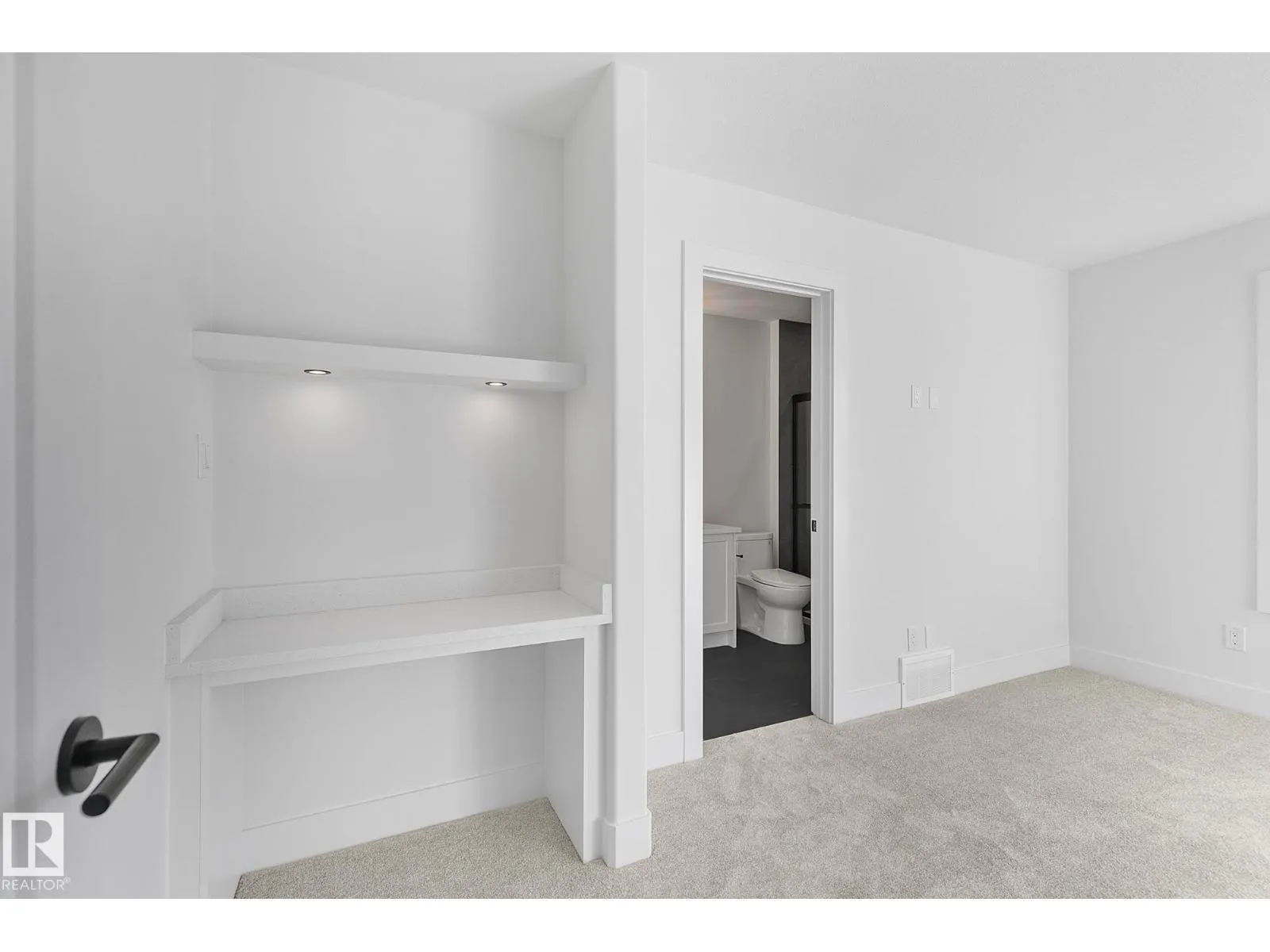 14717 88 AV NW