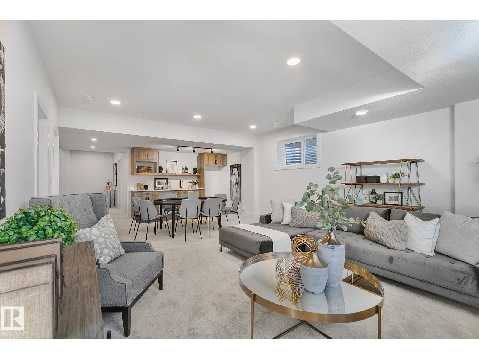 14717 88 AV NW