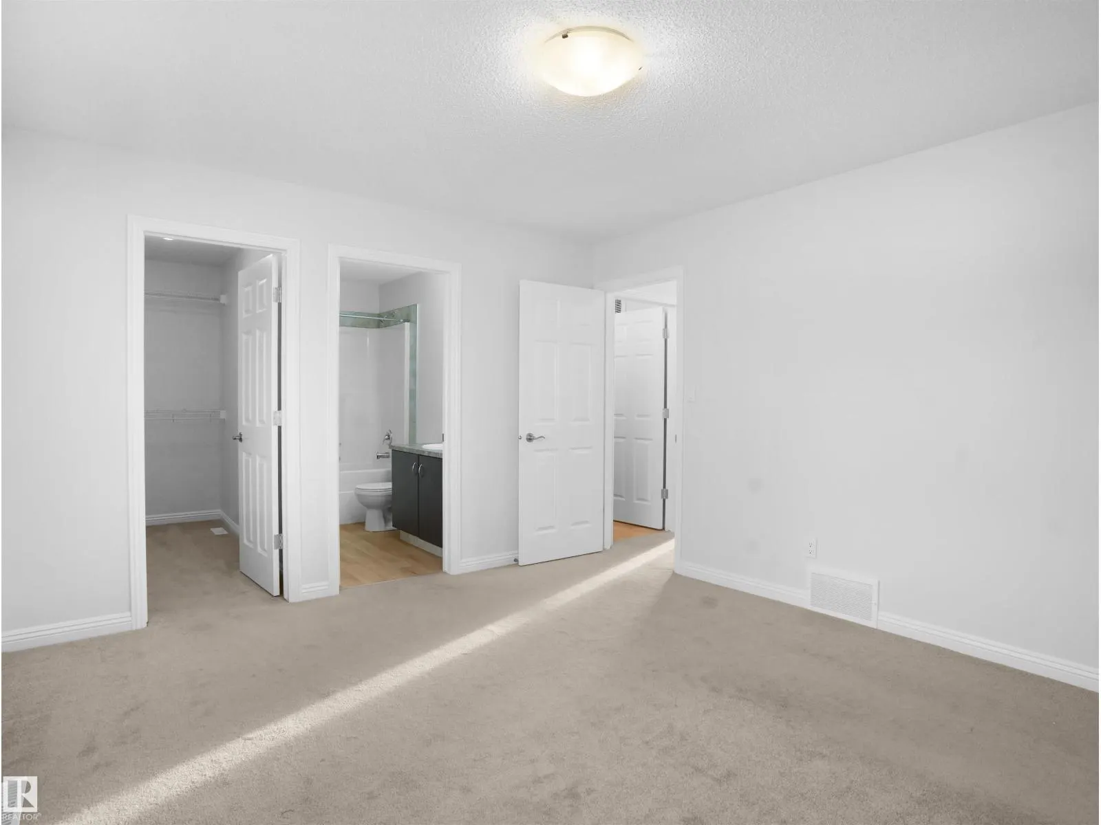 2533 COLE CR SW