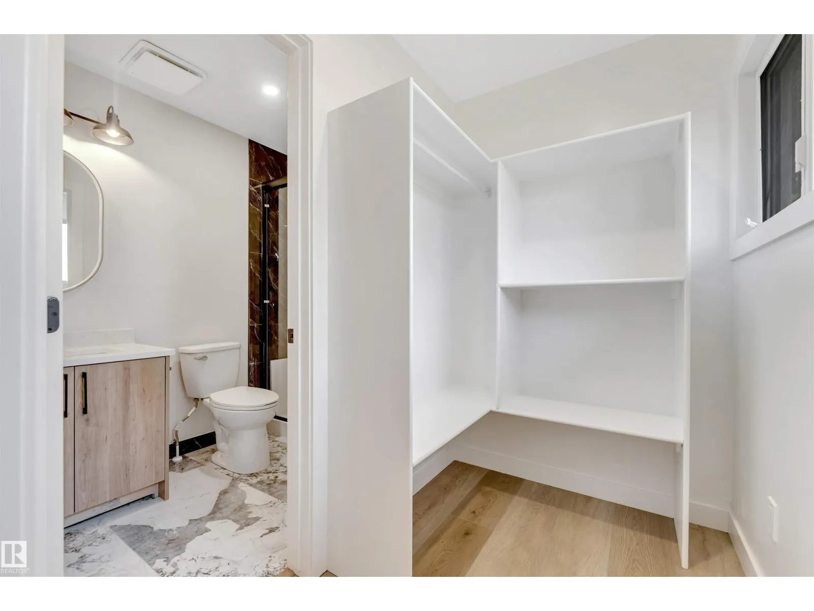 5907 137 AV NW
