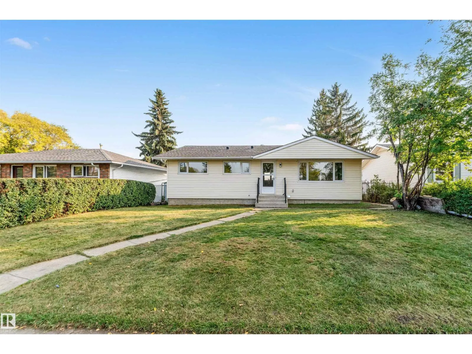 5907 137 AV NW