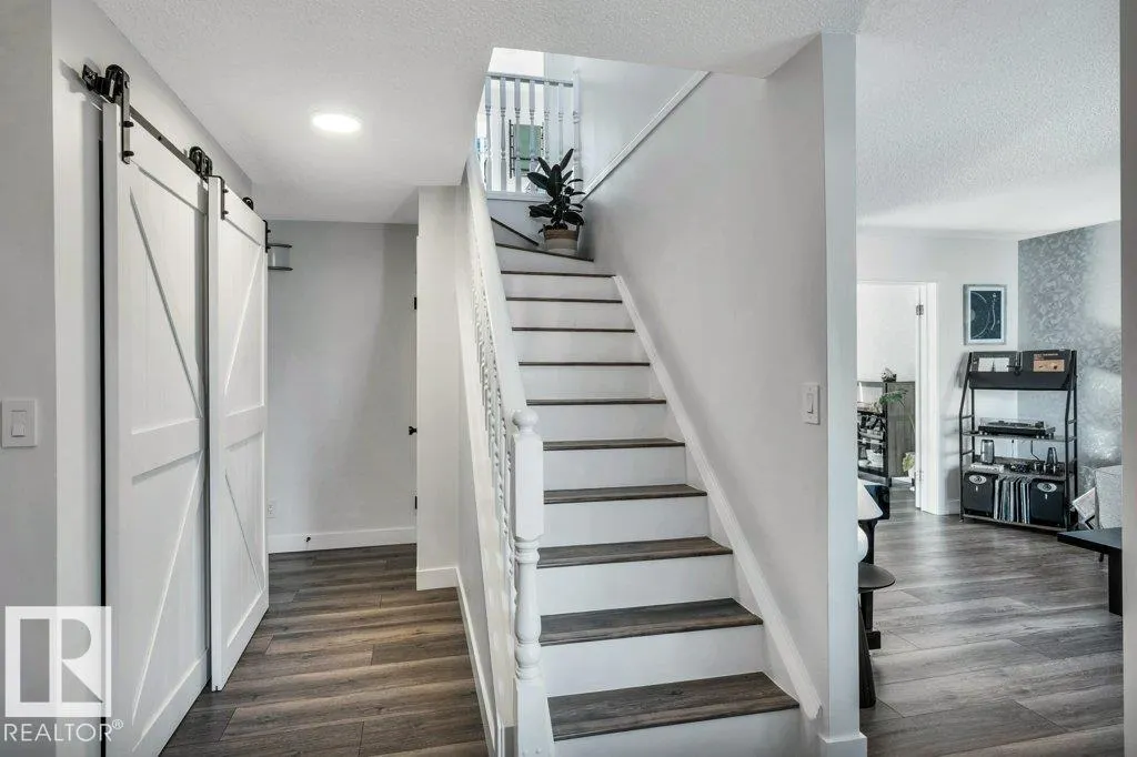 18911 94 AV NW NW