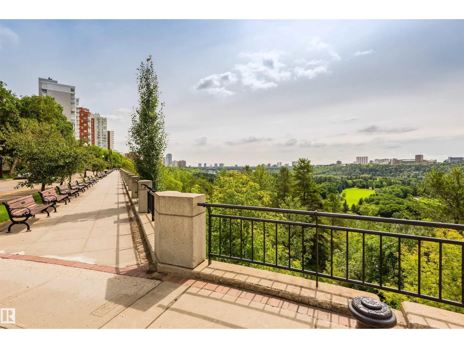 #504 9715 110 ST NW