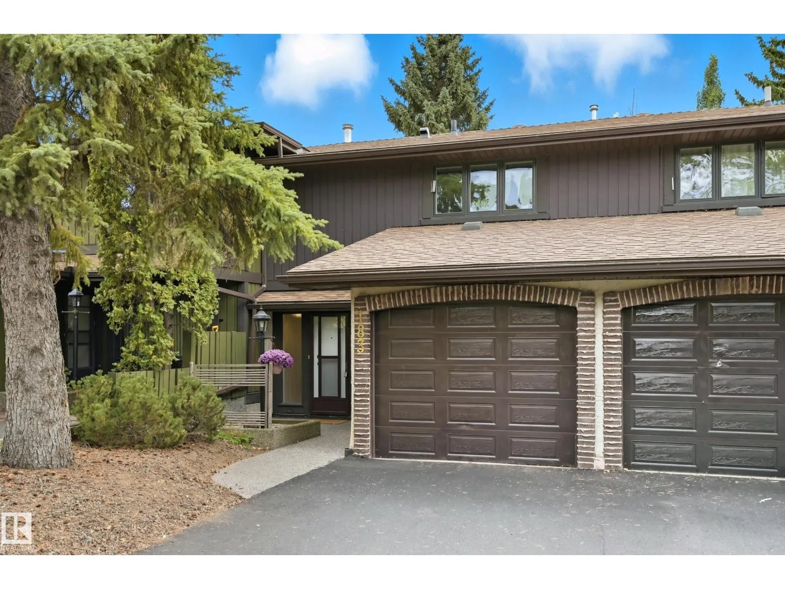 183 HEARTHSTONE NW