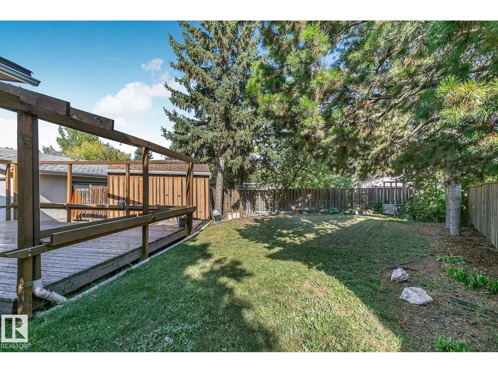 11612 36 AV NW