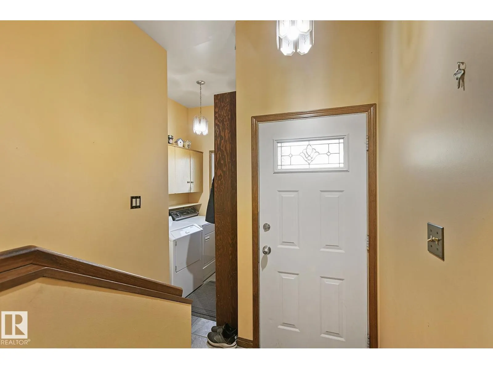 11612 36 AV NW