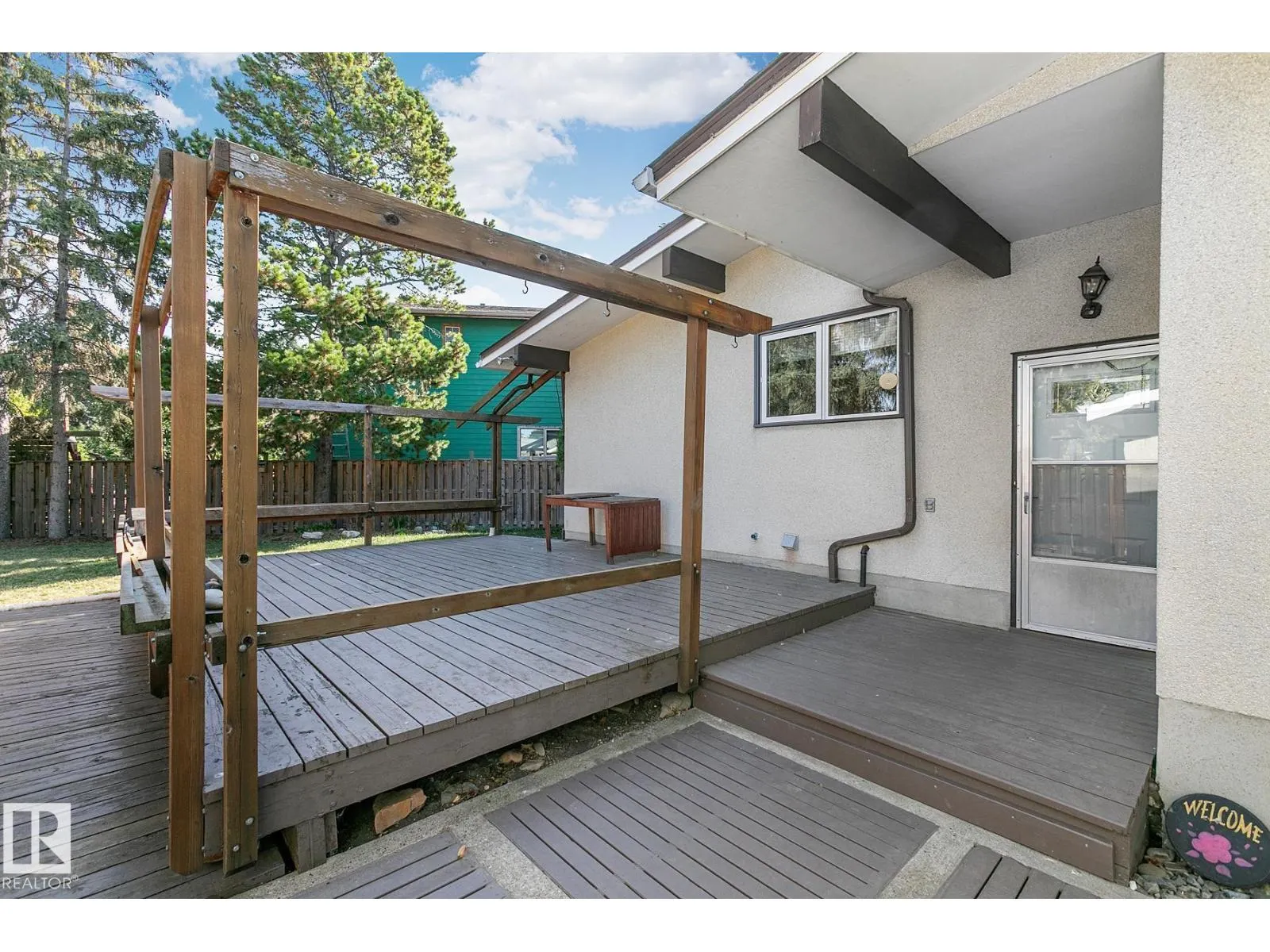 11612 36 AV NW
