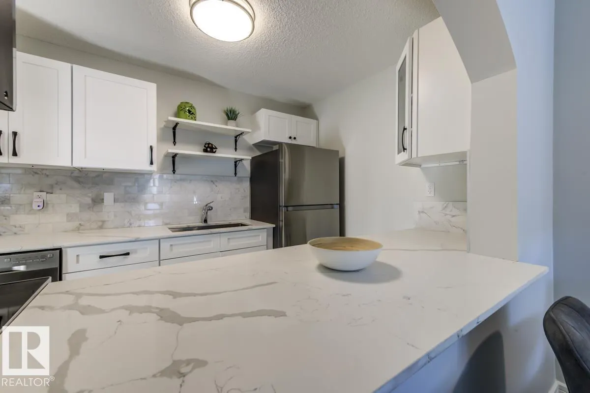 #105 10620 104 ST NW