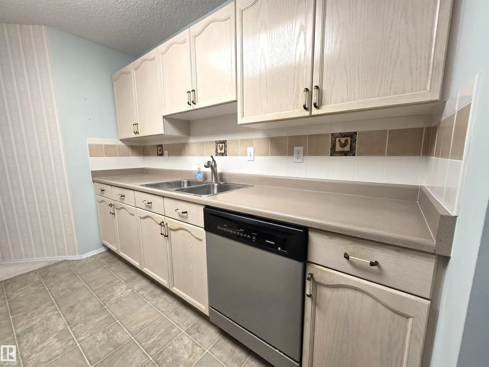 #105 17519 98A AV NW