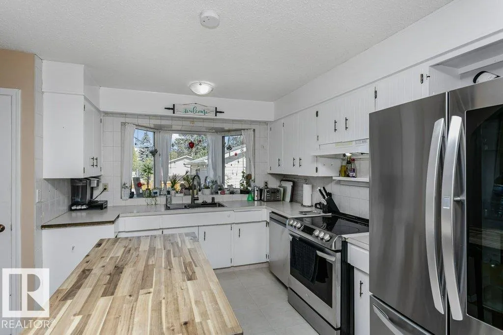 27 MILLGROVE DR