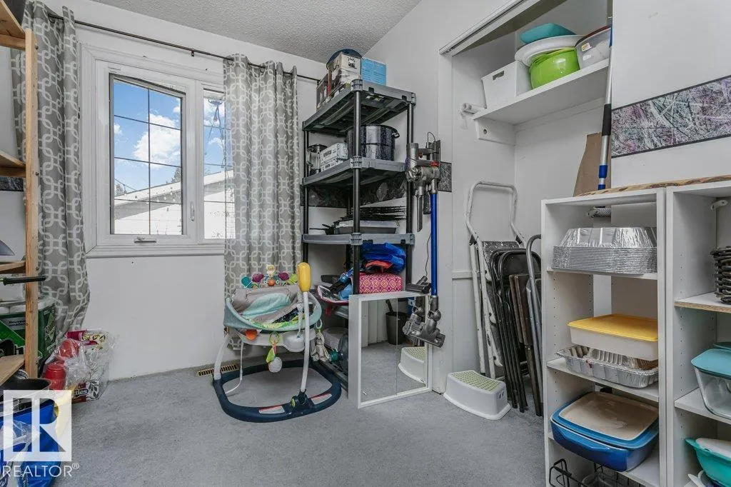 27 MILLGROVE DR