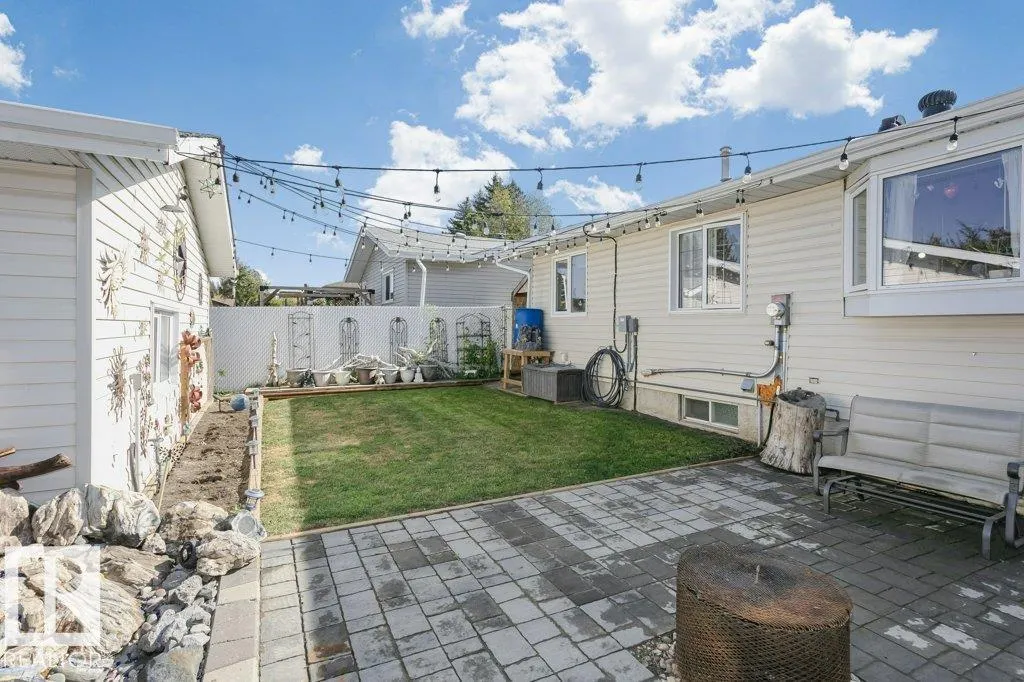 27 MILLGROVE DR