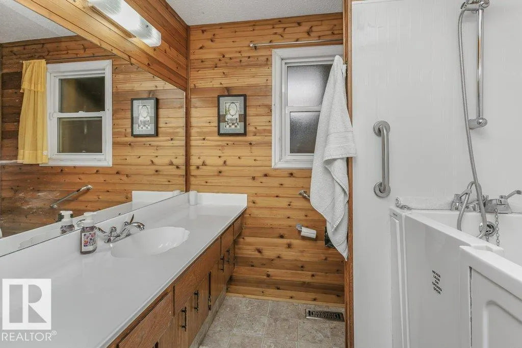 27 MILLGROVE DR
