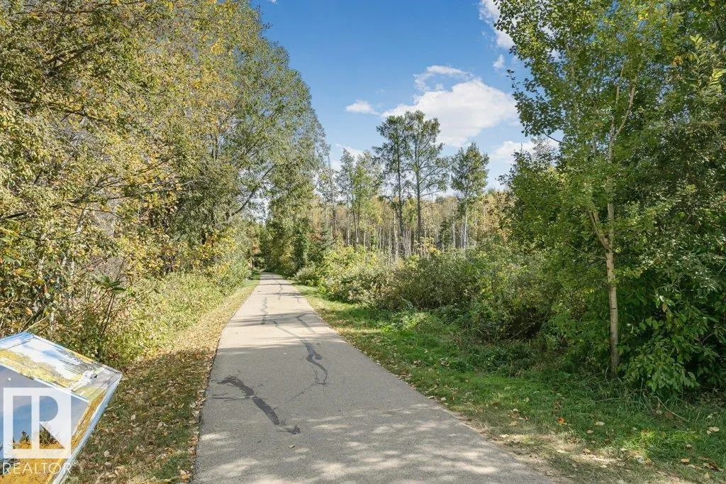 27 MILLGROVE DR