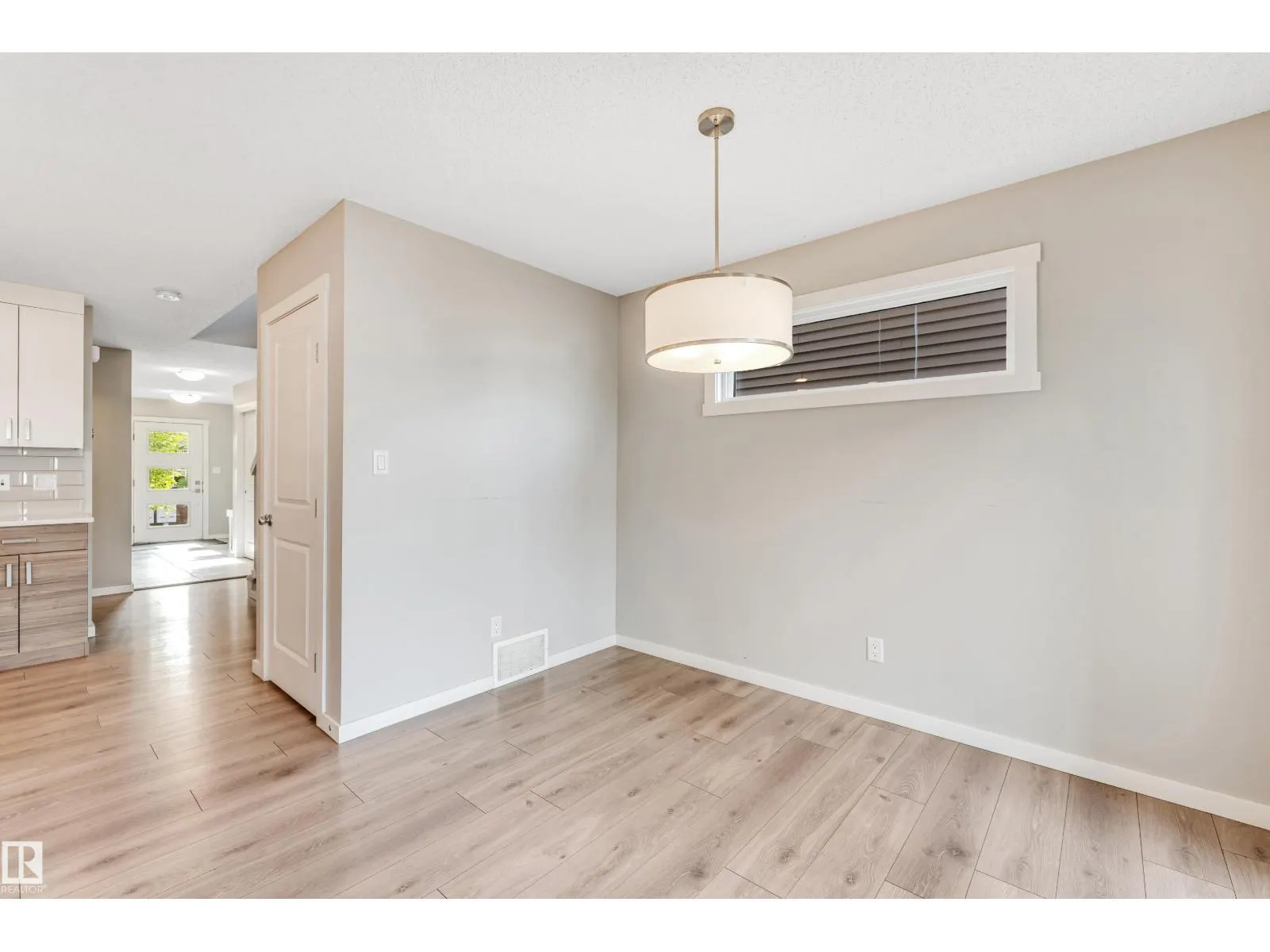 707 40 ST SW