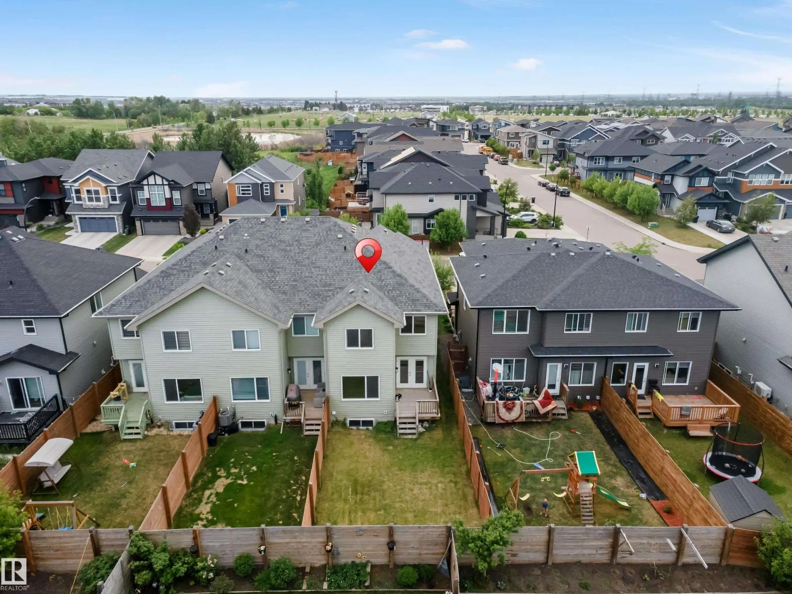 707 40 ST SW
