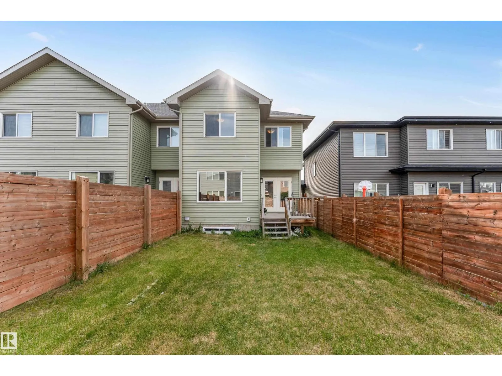 707 40 ST SW