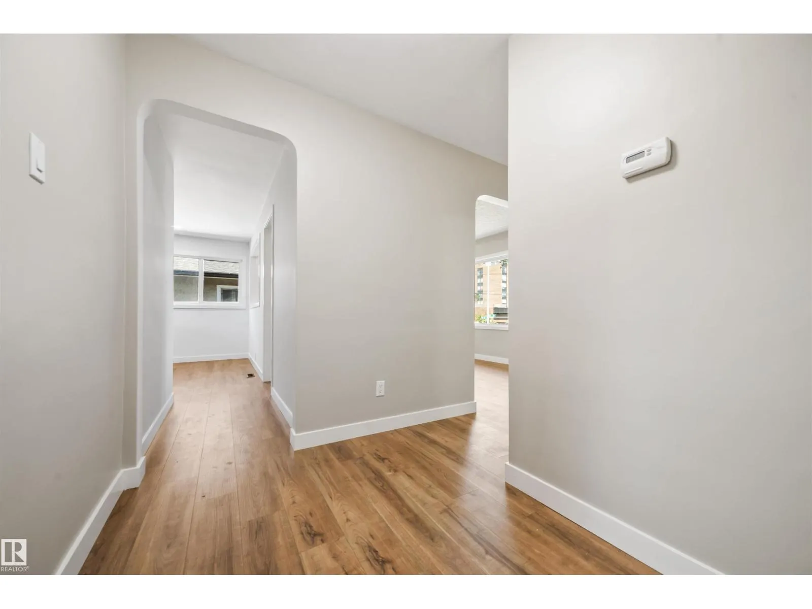 8125 84 AV NW