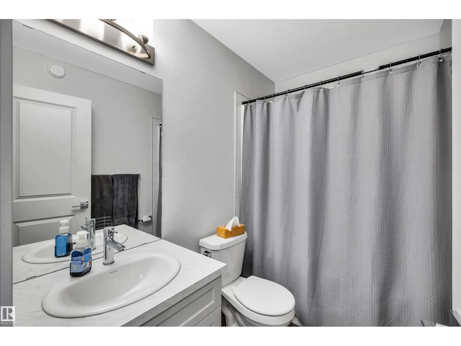 #52 5122 213A ST NW