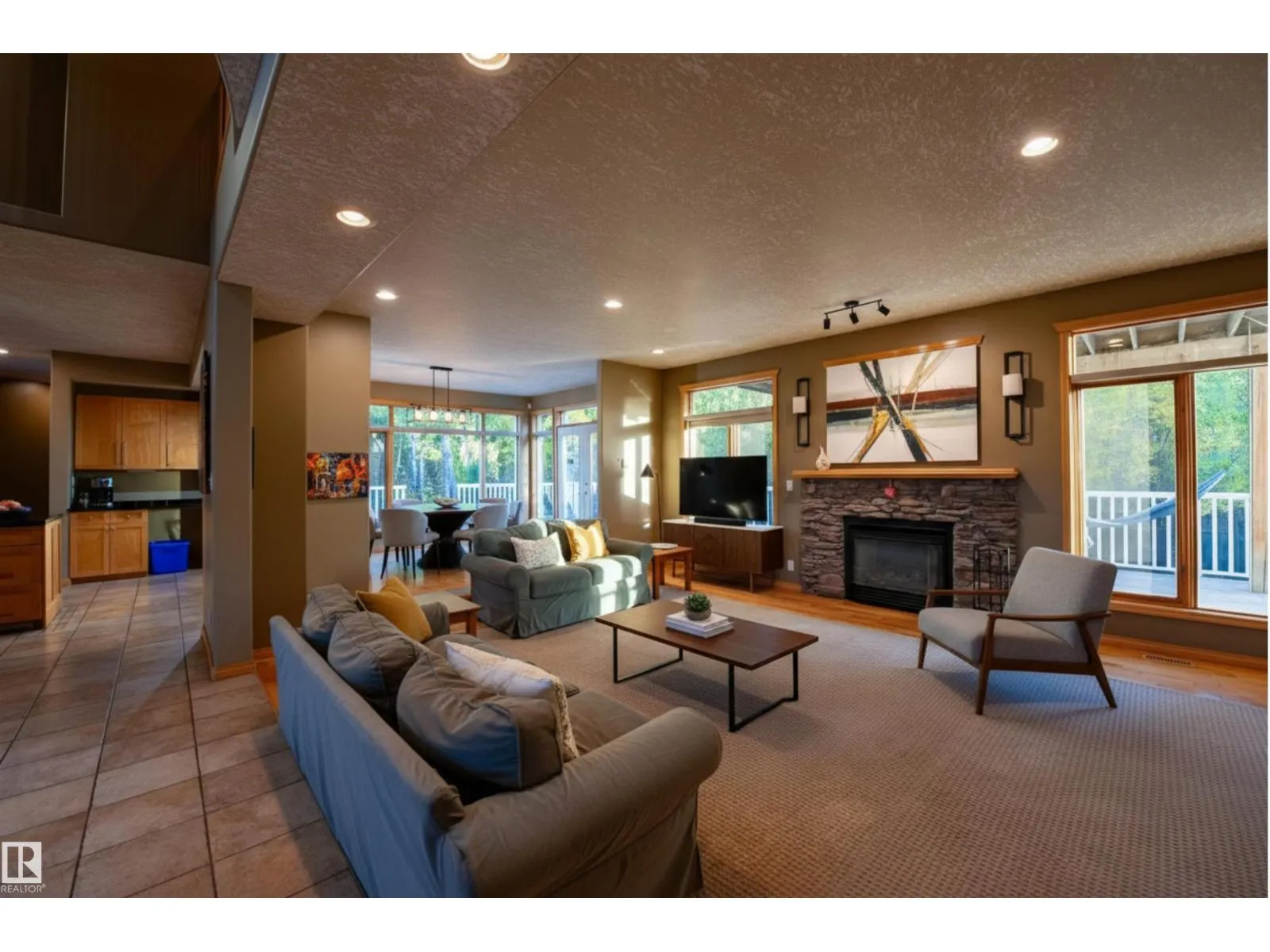 #61 52510 RGE ROAD 213